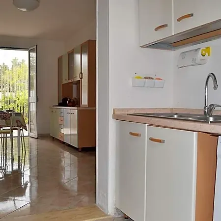 Charming On The With Spacious Terraces Garden Pets Allowed Otel Melendugno