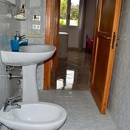 Charming On The With Spacious Terraces Garden Pets Allowed Otel