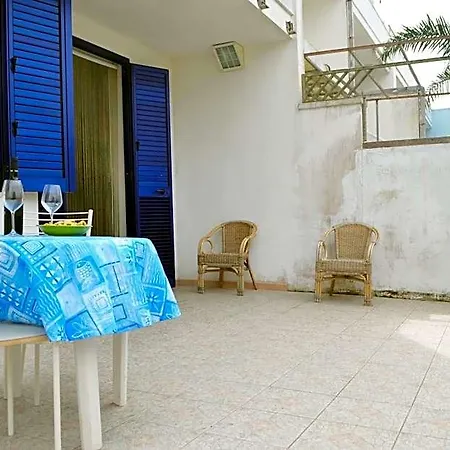 Charming On The With Spacious Terraces Garden Pets Allowed Otel